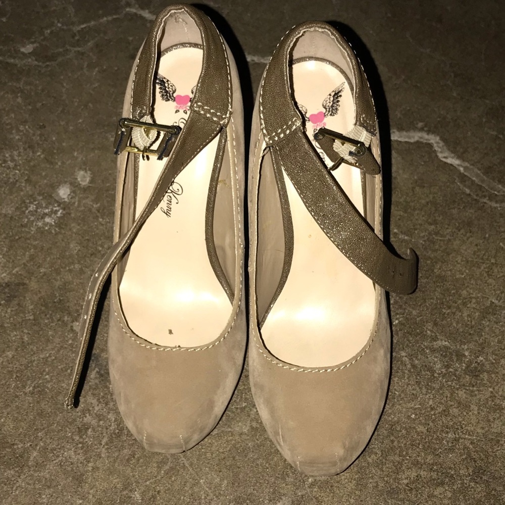 Suede heels
